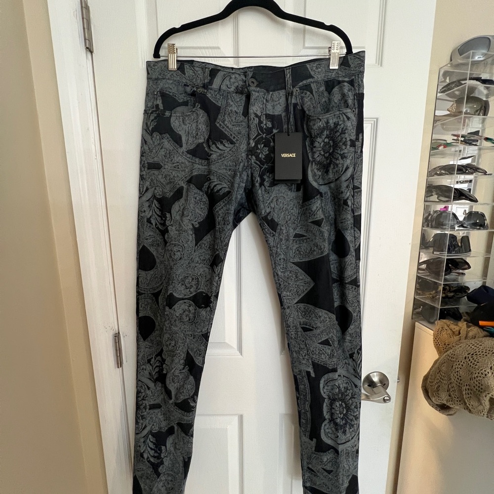 Versace Black and Gray Patterned Pants
36 x 32